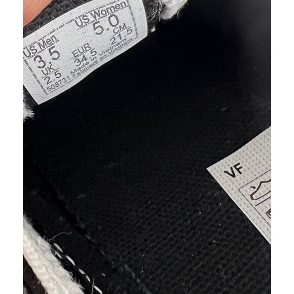 Vans Classic Slip-On Black Bandana Skull  Shoes Sneakers Kids 3.5 W 5 - Picture 9 of 9